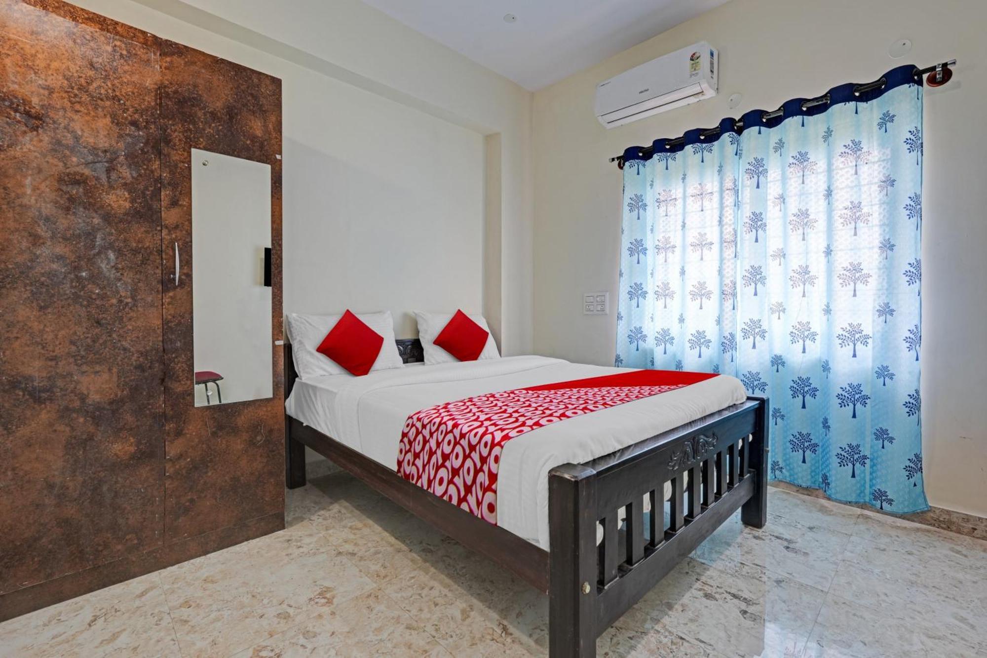 Hotel O Sri Chowdeshwari Boarding And Lodging Tavarikere Dış mekan fotoğraf